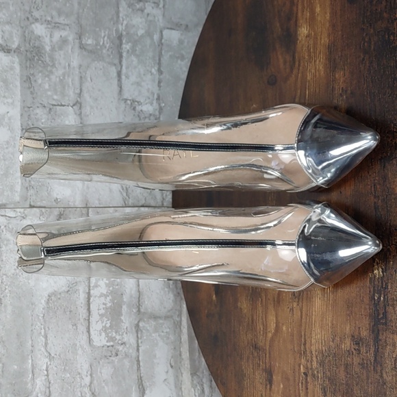 RAYE "Harlem Bootie" From Revolve - Picture 3 of 16